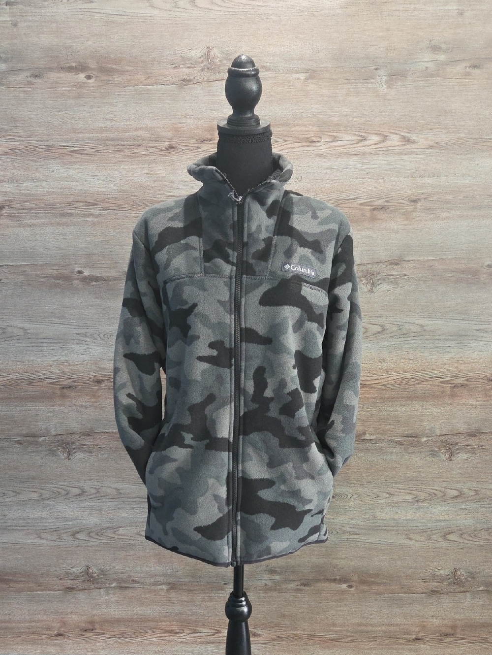 Columbia Gray & Black Camouflage Zip-Up Fleece